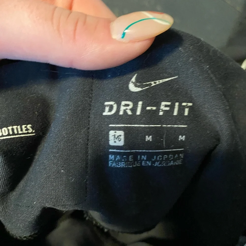 nike dri-fit leggings - Picture 2 of 2
